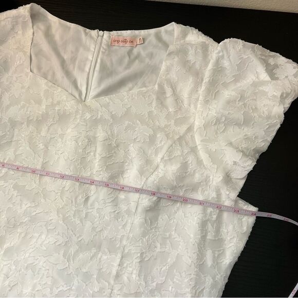 Ivy City Co. Mimi White Dress Puff Sleeve Floral Chiffon Detail Basque Waist 22W - Picture 13 of 14